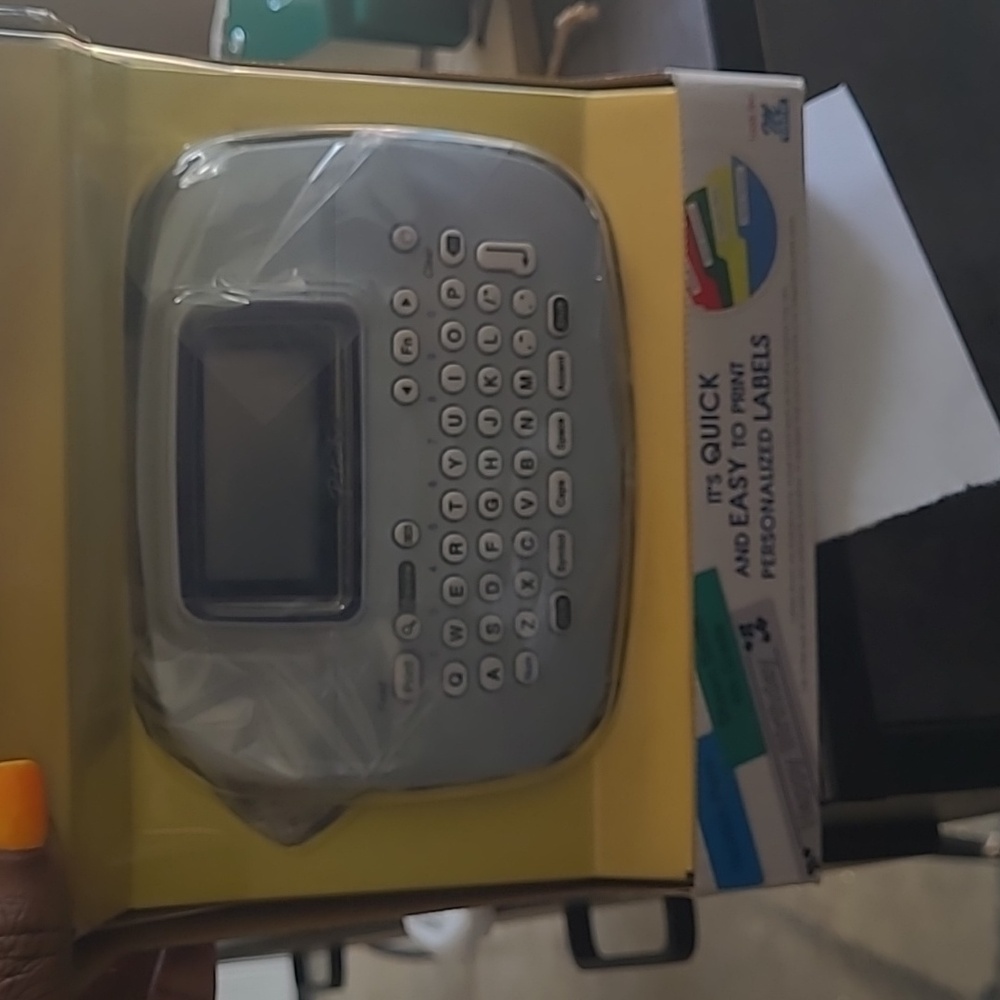 BROTHERS P- touch Electronic Labeling System